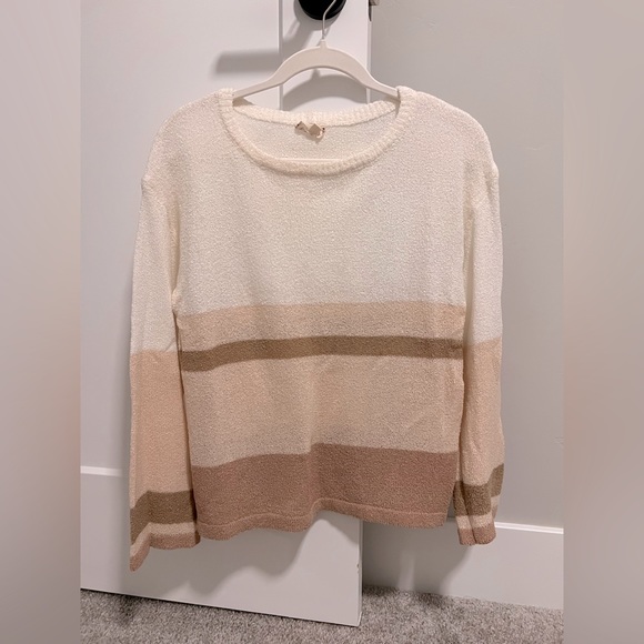 Fall sweaters 🍂 - Picture 4 of 4